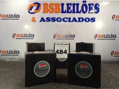 LOTE 484 - 05 ARANDELAS PIOLUCE. (NO ESTADO) ATENÇÃO! FAZER A VISITAÇÃO ANTES DE ARREMATAR, NÃO SABEMOS SE FUNCIONA. LEILÃO NÃO TEM GARANTIA E NEM DEVOLUÇÃO, SUJEITO A POSSÍVEIS AVARIAS VISÍVEIS/OCULTAS E/OU AUSÊNCIA DE COMPONENTES.