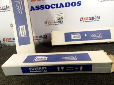 LOTE 350 - 03 LUMINÁRIAS DE EMBUTIR MARCAS EDIBRAZ. (NO ESTADO) ATENÇÃO! FAZER A VISITAÇÃO ANTES DE ARREMATAR, NÃO SABEMOS SE FUNCIONA. LEILÃO NÃO TEM GARANTIA E NEM DEVOLUÇÃO, SUJEITO A POSSÍVEIS AVARIAS VISÍVEIS/OCULTAS E/OU AUSÊNCIA DE COMPONENTES.