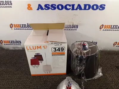LOTE 349 - 01 LUMINÁRIA PENDENTE SÃO PAULO. (NO ESTADO) ATENÇÃO! FAZER A VISITAÇÃO ANTES DE ARREMATAR, NÃO SABEMOS SE FUNCIONA. LEILÃO NÃO TEM GARANTIA E NEM DEVOLUÇÃO, SUJEITO A POSSÍVEIS AVARIAS VISÍVEIS/OCULTAS E/OU AUSÊNCIA DE COMPONENTES.
