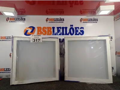 LOTE 317 - 02 LUMINÁRIAS DE EMBUTIR MARCAS EDIBRAZ. (NO ESTADO) ATENÇÃO! FAZER A VISITAÇÃO ANTES DE ARREMATAR, NÃO SABEMOS SE FUNCIONA. LEILÃO NÃO TEM GARANTIA E NEM DEVOLUÇÃO, SUJEITO A POSSÍVEIS AVARIAS VISÍVEIS/OCULTAS E/OU AUSÊNCIA DE COMPONENTES.
