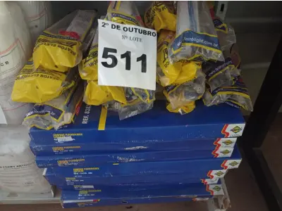 LOTE 511 - 01 LOTE COM VÁRIAS LÂMPADAS FLUORESCENTE CIRCULAR E REATORES. (NO ESTADO) ATENÇÃO! FAZER A VISITAÇÃO ANTES DE ARREMATAR, NÃO SABEMOS SE FUNCIONA. LEILÃO NÃO TEM GARANTIA E NEM DEVOLUÇÃO, SUJEITO A POSSÍVEIS AVARIAS VISÍVEIS/OCULTAS E/OU AUSÊNCIA DE COMPONENTES.