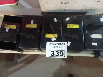 LOTE 339 - 05 CHAVES SECCIONADORAS GM 661. (NO ESTADO) ATENÇÃO! FAZER A VISITAÇÃO ANTES DE ARREMATAR, NÃO SABEMOS SE FUNCIONA. LEILÃO NÃO TEM GARANTIA E NEM DEVOLUÇÃO, SUJEITO A POSSÍVEIS AVARIAS VISÍVEIS/OCULTAS E/OU AUSÊNCIA DE COMPONENTES.