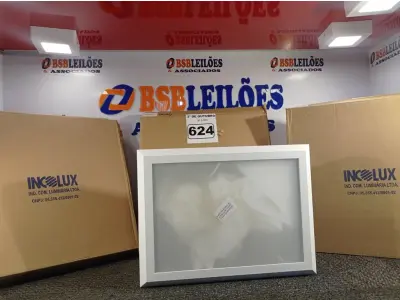 LOTE 624 - 03 PLAFONS DE SOBREPOR 40X30 INCOLUSTRE. (NO ESTADO) ATENÇÃO! FAZER A VISITAÇÃO ANTES DE ARREMATAR, NÃO SABEMOS SE FUNCIONA. LEILÃO NÃO TEM GARANTIA E NEM DEVOLUÇÃO, SUJEITO A POSSÍVEIS AVARIAS VISÍVEIS/OCULTAS E/OU AUSÊNCIA DE COMPONENTES.