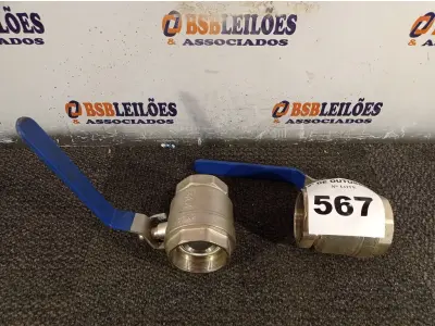 LOTE 567 - 02 REGISTROS DE ESFERA EM METAL 2.1/2. (NO ESTADO) ATENÇÃO! FAZER A VISITAÇÃO ANTES DE ARREMATAR, NÃO SABEMOS SE FUNCIONA. LEILÃO NÃO TEM GARANTIA E NEM DEVOLUÇÃO, SUJEITO A POSSÍVEIS AVARIAS VISÍVEIS/OCULTAS E/OU AUSÊNCIA DE COMPONENTES.