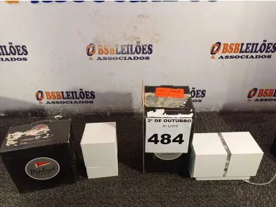 LOTE 484 - 05 ARANDELAS PIOLUCE. (NO ESTADO) ATENÇÃO! FAZER A VISITAÇÃO ANTES DE ARREMATAR, NÃO SABEMOS SE FUNCIONA. LEILÃO NÃO TEM GARANTIA E NEM DEVOLUÇÃO, SUJEITO A POSSÍVEIS AVARIAS VISÍVEIS/OCULTAS E/OU AUSÊNCIA DE COMPONENTES.