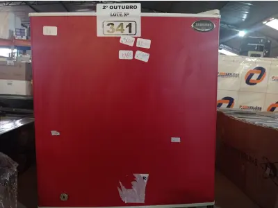 LOTE 341 - 01 FRIGOBAR SAMSUNG RETRO 110V. (NO ESTADO) ATENÇÃO! FAZER A VISITAÇÃO ANTES DE ARREMATAR, NÃO SABEMOS SE FUNCIONA. LEILÃO NÃO TEM GARANTIA E NEM DEVOLUÇÃO, SUJEITO A POSSÍVEIS AVARIAS VISÍVEIS/OCULTAS E/OU AUSÊNCIA DE COMPONENTES.