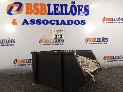 LOTE 312 - 01 LOTE COM GRANDE QUANTIDADE DE SOQUETES PARA LÂMPADAS DICROICA. (NO ESTADO) ATENÇÃO! FAZER A VISITAÇÃO ANTES DE ARREMATAR, NÃO SABEMOS SE FUNCIONA. LEILÃO NÃO TEM GARANTIA E NEM DEVOLUÇÃO, SUJEITO A POSSÍVEIS AVARIAS VISÍVEIS/OCULTAS E/OU AUSÊNCIA DE COMPONENTES.