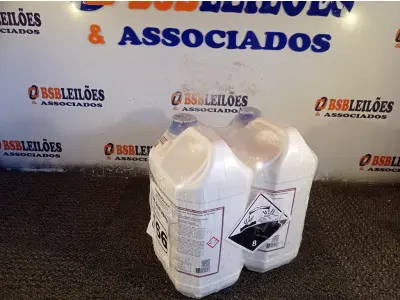LOTE 166 - 10 LITROS DE CLOROCLEAN, LIMPADOR DESINFETANTE CLORADO PARA INDÚSTRIAS ALIMENTÍCIAS E AFINS. (NO ESTADO) ATENÇÃO! FAZER A VISITAÇÃO ANTES DE ARREMATAR, NÃO SABEMOS SE FUNCIONA. LEILÃO NÃO TEM GARANTIA E NEM DEVOLUÇÃO, SUJEITO A POSSÍVEIS AVARIAS VISÍVEIS/OCULTAS E/OU AUSÊNCIA DE COMPONENTES.