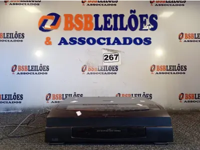LOTE 267 - 01 TOCA DISCOS AVANTI. (NO ESTADO) ATENÇÃO! FAZER A VISITAÇÃO ANTES DE ARREMATAR, NÃO SABEMOS SE FUNCIONA. LEILÃO NÃO TEM GARANTIA E NEM DEVOLUÇÃO, SUJEITO A POSSÍVEIS AVARIAS VISÍVEIS/OCULTAS E/OU AUSÊNCIA DE COMPONENTES.