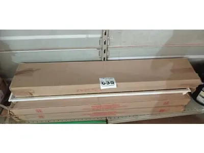 LOTE 635 - 04 LUMINÁRIAS DE EMBUTIR 2X40W. (NO ESTADO) ATENÇÃO! FAZER A VISITAÇÃO ANTES DE ARREMATAR, NÃO SABEMOS SE FUNCIONA. LEILÃO NÃO TEM GARANTIA E NEM DEVOLUÇÃO, SUJEITO A POSSÍVEIS AVARIAS VISÍVEIS/OCULTAS E/OU AUSÊNCIA DE COMPONENTES.