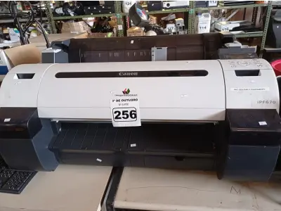 LOTE 256 - 01 PLOTTER CANON MODELO IPF 670. (NO ESTADO) ATENÇÃO! FAZER A VISITAÇÃO ANTES DE ARREMATAR, NÃO SABEMOS SE FUNCIONA. LEILÃO NÃO TEM GARANTIA E NEM DEVOLUÇÃO, SUJEITO A POSSÍVEIS AVARIAS VISÍVEIS/OCULTAS E/OU AUSÊNCIA DE COMPONENTES.