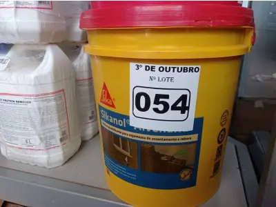 LOTE 054 - 01 BALDE DE SIKANOL ALVENARIA, ADITIVO PLASTIFICANTE PARA ARGAMASSA DE ASSENTAMENTO E REBOCO. (NO ESTADO) ATENÇÃO! FAZER A VISITAÇÃO ANTES DE ARREMATAR, NÃO SABEMOS SE FUNCIONA. LEILÃO NÃO TEM GARANTIA E NEM DEVOLUÇÃO, SUJEITO A POSSÍVEIS AVARIAS VISÍVEIS/OCULTAS E/OU AUSÊNCIA DE COMPONENTES.