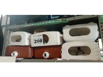 LOTE 208 - 06 CAIXAS DE DESCARGA MARCAS E MODELOS DIVERSOS. (NO ESTADO) ATENÇÃO! FAZER A VISITAÇÃO ANTES DE ARREMATAR, NÃO SABEMOS SE FUNCIONA. LEILÃO NÃO TEM GARANTIA E NEM DEVOLUÇÃO, SUJEITO A POSSÍVEIS AVARIAS VISÍVEIS/OCULTAS E/OU AUSÊNCIA DE COMPONENTES.