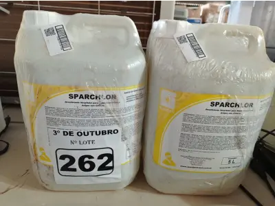 LOTE 262 - 20 LITROS DE DESINFETANTE HOSPITALAR PARA SUPERFÍCIES FIXAS E ARTIGOS NÃO CRÍTICOS. (NO ESTADO) ATENÇÃO! FAZER A VISITAÇÃO ANTES DE ARREMATAR, NÃO SABEMOS SE FUNCIONA. LEILÃO NÃO TEM GARANTIA E NEM DEVOLUÇÃO, SUJEITO A POSSÍVEIS AVARIAS VISÍVEIS/OCULTAS E/OU AUSÊNCIA DE COMPONENTES.