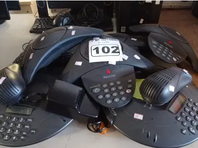 LOTE 102 - 01 LOTE COM VÁRIOS APARELHOS DE AUDIOCONFERÊNCIA. (NO ESTADO) ATENÇÃO! FAZER A VISITAÇÃO ANTES DE ARREMATAR, NÃO SABEMOS SE FUNCIONA. LEILÃO NÃO TEM GARANTIA E NEM DEVOLUÇÃO, SUJEITO A POSSÍVEIS AVARIAS VISÍVEIS/OCULTAS E/OU AUSÊNCIA DE COMPONENTES.