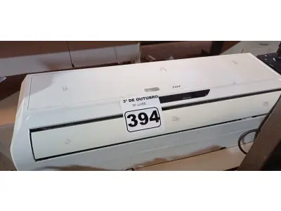LOTE 394 - 01 EVAPORADORA MARCA CARRIER 12000BTU. (NO ESTADO) ATENÇÃO! FAZER A VISITAÇÃO ANTES DE ARREMATAR, NÃO SABEMOS SE FUNCIONA. LEILÃO NÃO TEM GARANTIA E NEM DEVOLUÇÃO, SUJEITO A POSSÍVEIS AVARIAS VISÍVEIS/OCULTAS E/OU AUSÊNCIA DE COMPONENTES.