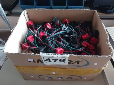 LOTE 479 - 01 LOTE COM GRANDE QUANTIDADE DE TOMADAS COM RABICHO PRETA E VERMELHA. (NO ESTADO) ATENÇÃO! FAZER A VISITAÇÃO ANTES DE ARREMATAR, NÃO SABEMOS SE FUNCIONA. LEILÃO NÃO TEM GARANTIA E NEM DEVOLUÇÃO, SUJEITO A POSSÍVEIS AVARIAS VISÍVEIS/OCULTAS E/OU AUSÊNCIA DE COMPONENTES.