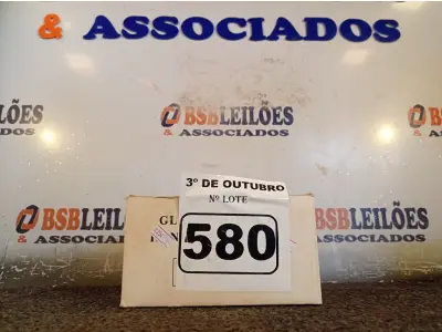 LOTE 580 - 06 TELAS PARA CELULAR REDMI. (NO ESTADO) ATENÇÃO! FAZER A VISITAÇÃO ANTES DE ARREMATAR, NÃO SABEMOS SE FUNCIONA. LEILÃO NÃO TEM GARANTIA E NEM DEVOLUÇÃO, SUJEITO A POSSÍVEIS AVARIAS VISÍVEIS/OCULTAS E/OU AUSÊNCIA DE COMPONENTES.