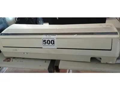 LOTE 500 - 01 EVAPORADORA MARCA LG 12000BTU. (NO ESTADO) ATENÇÃO! FAZER A VISITAÇÃO ANTES DE ARREMATAR, NÃO SABEMOS SE FUNCIONA. LEILÃO NÃO TEM GARANTIA E NEM DEVOLUÇÃO, SUJEITO A POSSÍVEIS AVARIAS VISÍVEIS/OCULTAS E/OU AUSÊNCIA DE COMPONENTES.