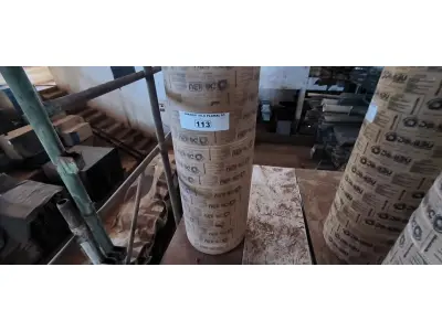 LOTE 113 - 02 FORMAS EM PAPELÃO PARA COLUNAS (NO ESTADO, NÃO SABEMOS SE FUNCIONA. LEILÃO NÃO TEM GARANTIA E NEM DEVOLUÇÃO).