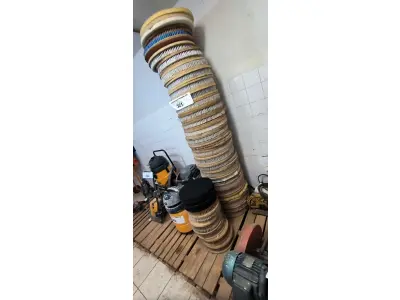 LOTE 321 - 01 LOTE COM DISCOS PARA ENCERADEIRA (NO ESTADO, NÃO SABEMOS SE FUNCIONA. LEILÃO NÃO TEM GARANTIA E NEM DEVOLUÇÃO).