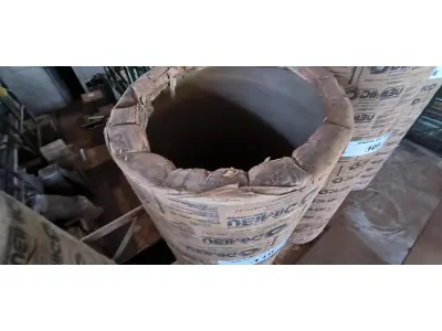 LOTE 110 - 01 FORMAS EM PAPELÃO PARA COLUNAS (NO ESTADO, NÃO SABEMOS SE FUNCIONA. LEILÃO NÃO TEM GARANTIA E NEM DEVOLUÇÃO).