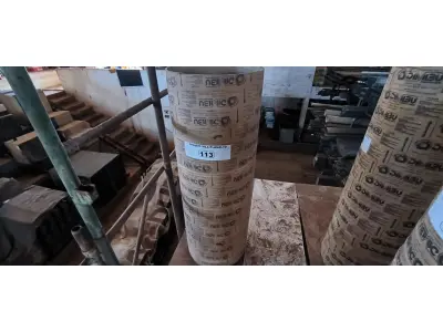 LOTE 113 - 02 FORMAS EM PAPELÃO PARA COLUNAS (NO ESTADO, NÃO SABEMOS SE FUNCIONA. LEILÃO NÃO TEM GARANTIA E NEM DEVOLUÇÃO).