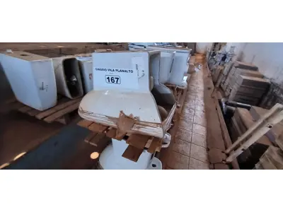 LOTE 167 - 03 VASOS SANITÁRIOS E 03 BIDÊS (NO ESTADO, NÃO SABEMOS SE FUNCIONA. LEILÃO NÃO TEM GARANTIA E NEM DEVOLUÇÃO).