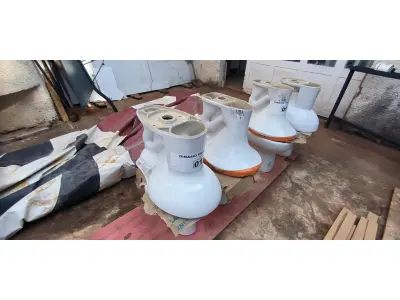 LOTE 016 - 01 LOTE COM 04 VASOS SANITÁRIOS (NO ESTADO, NÃO SABEMOS SE FUNCIONA. LEILÃO NÃO TEM GARANTIA E NEM DEVOLUÇÃO).
