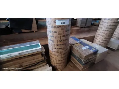 LOTE 063 - 02 FORMAS EM PAPELÃO PARA COLUNAS (NO ESTADO, NÃO SABEMOS SE FUNCIONA. LEILÃO NÃO TEM GARANTIA E NEM DEVOLUÇÃO).