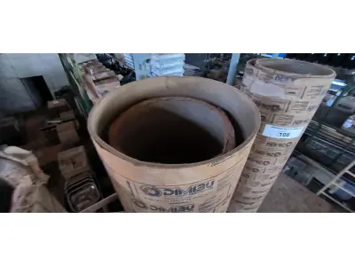 LOTE 109 - 02 FORMAS EM PAPELÃO PARA COLUNAS (NO ESTADO, NÃO SABEMOS SE FUNCIONA. LEILÃO NÃO TEM GARANTIA E NEM DEVOLUÇÃO).