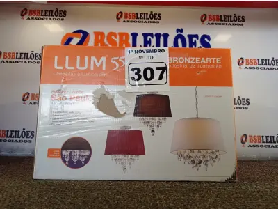 LOTE 307 - 01 PENDENTE SÃO PAULO 3XE27 PRETO. (NO ESTADO) ATENÇÃO! FAZER A VISITAÇÃO ANTES DE ARREMATAR, NÃO SABEMOS SE FUNCIONA. LEILÃO NÃO TEM GARANTIA E NEM DEVOLUÇÃO, SUJEITO A POSSÍVEIS AVARIAS VISÍVEIS/OCULTAS E/OU AUSÊNCIA DE COMPONENTES.