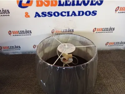 LOTE 294 - 01 PENDENTE SÃO PAULO. (NO ESTADO) ATENÇÃO! FAZER A VISITAÇÃO ANTES DE ARREMATAR, NÃO SABEMOS SE FUNCIONA. LEILÃO NÃO TEM GARANTIA E NEM DEVOLUÇÃO, SUJEITO A POSSÍVEIS AVARIAS VISÍVEIS/OCULTAS E/OU AUSÊNCIA DE COMPONENTES.