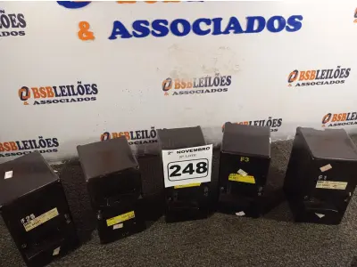 LOTE 248 - 05 CHAVES SECCIONADORAS GM 661. (NO ESTADO) ATENÇÃO! FAZER A VISITAÇÃO ANTES DE ARREMATAR, NÃO SABEMOS SE FUNCIONA. LEILÃO NÃO TEM GARANTIA E NEM DEVOLUÇÃO, SUJEITO A POSSÍVEIS AVARIAS VISÍVEIS/OCULTAS E/OU AUSÊNCIA DE COMPONENTES.