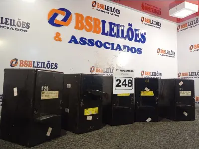 LOTE 248 - 05 CHAVES SECCIONADORAS GM 661. (NO ESTADO) ATENÇÃO! FAZER A VISITAÇÃO ANTES DE ARREMATAR, NÃO SABEMOS SE FUNCIONA. LEILÃO NÃO TEM GARANTIA E NEM DEVOLUÇÃO, SUJEITO A POSSÍVEIS AVARIAS VISÍVEIS/OCULTAS E/OU AUSÊNCIA DE COMPONENTES.