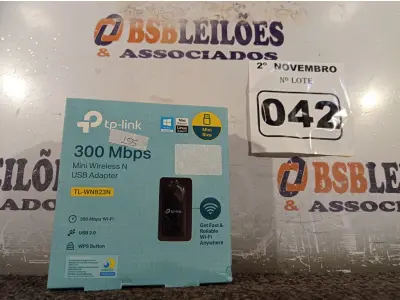 LOTE 042 - 01 ADAPTADOR WIRELESS TPLINK 300 MBPS. (NO ESTADO) ATENÇÃO! FAZER A VISITAÇÃO ANTES DE ARREMATAR, NÃO SABEMOS SE FUNCIONA. LEILÃO NÃO TEM GARANTIA E NEM DEVOLUÇÃO, SUJEITO A POSSÍVEIS AVARIAS VISÍVEIS/OCULTAS E/OU AUSÊNCIA DE COMPONENTES.