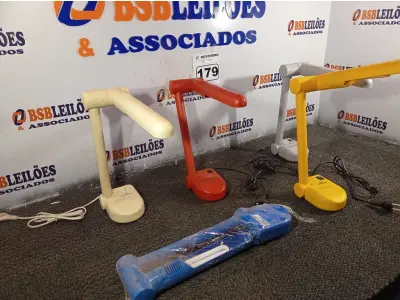LOTE 179 - 05 LUMINÁRIAS DE MESA PELICANO CORES DIVERSAS. (NO ESTADO) ATENÇÃO! FAZER A VISITAÇÃO ANTES DE ARREMATAR, NÃO SABEMOS SE FUNCIONA. LEILÃO NÃO TEM GARANTIA E NEM DEVOLUÇÃO, SUJEITO A POSSÍVEIS AVARIAS VISÍVEIS/OCULTAS E/OU AUSÊNCIA DE COMPONENTES.