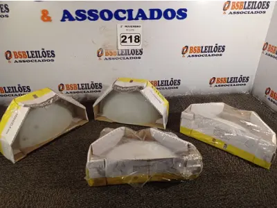 LOTE 218 - 04 ARANDELAS 30CM. (NO ESTADO) ATENÇÃO! FAZER A VISITAÇÃO ANTES DE ARREMATAR, NÃO SABEMOS SE FUNCIONA. LEILÃO NÃO TEM GARANTIA E NEM DEVOLUÇÃO, SUJEITO A POSSÍVEIS AVARIAS VISÍVEIS/OCULTAS E/OU AUSÊNCIA DE COMPONENTES.