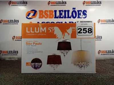 LOTE 258 - 01 PENDENTE SÃO PAULO 3XE27 PRETO. (NO ESTADO) ATENÇÃO! FAZER A VISITAÇÃO ANTES DE ARREMATAR, NÃO SABEMOS SE FUNCIONA. LEILÃO NÃO TEM GARANTIA E NEM DEVOLUÇÃO, SUJEITO A POSSÍVEIS AVARIAS VISÍVEIS/OCULTAS E/OU AUSÊNCIA DE COMPONENTES.