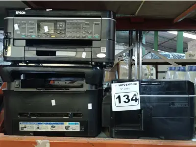LOTE 134 - 03 IMPRESSORAS MULTIFUNCIONAL MARCAS E MODELOS DIVERSOS. (NO ESTADO) ATENÇÃO! FAZER A VISITAÇÃO ANTES DE ARREMATAR, NÃO SABEMOS SE FUNCIONA. LEILÃO NÃO TEM GARANTIA E NEM DEVOLUÇÃO, SUJEITO A POSSÍVEIS AVARIAS VISÍVEIS/OCULTAS E/OU AUSÊNCIA DE COMPONENTES.