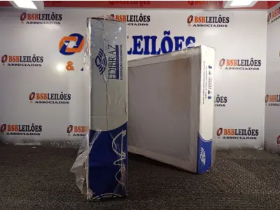 LOTE 203 - 02 LUMINÁRIAS DE EMBUTIR MARCAS EDIBRAZ. (NO ESTADO) ATENÇÃO! FAZER A VISITAÇÃO ANTES DE ARREMATAR, NÃO SABEMOS SE FUNCIONA. LEILÃO NÃO TEM GARANTIA E NEM DEVOLUÇÃO, SUJEITO A POSSÍVEIS AVARIAS VISÍVEIS/OCULTAS E/OU AUSÊNCIA DE COMPONENTES.
