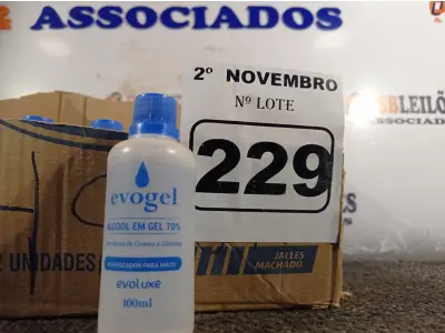 LOTE 229 - 36 BISNAGAS DE ÁLCOOL EM GEL 70% 100ML. (NO ESTADO) ATENÇÃO! FAZER A VISITAÇÃO ANTES DE ARREMATAR, NÃO SABEMOS SE FUNCIONA. LEILÃO NÃO TEM GARANTIA E NEM DEVOLUÇÃO, SUJEITO A POSSÍVEIS AVARIAS VISÍVEIS/OCULTAS E/OU AUSÊNCIA DE COMPONENTES.