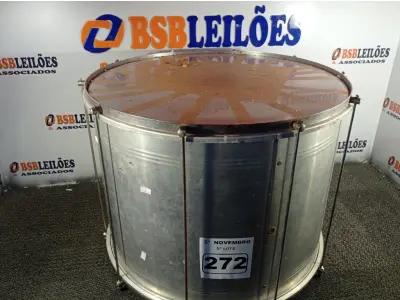 LOTE 272 - 01 INSTRUMENTO MUSICAL “SURDO”. (NO ESTADO) ATENÇÃO! FAZER A VISITAÇÃO ANTES DE ARREMATAR, NÃO SABEMOS SE FUNCIONA. LEILÃO NÃO TEM GARANTIA E NEM DEVOLUÇÃO, SUJEITO A POSSÍVEIS AVARIAS VISÍVEIS/OCULTAS E/OU AUSÊNCIA DE COMPONENTES.