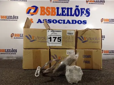 LOTE 175 - 06 LUMINÁRIAS PENDENTE FOSCO VITROLUX CÓD. C-003. (NO ESTADO) ATENÇÃO! FAZER A VISITAÇÃO ANTES DE ARREMATAR, NÃO SABEMOS SE FUNCIONA. LEILÃO NÃO TEM GARANTIA E NEM DEVOLUÇÃO, SUJEITO A POSSÍVEIS AVARIAS VISÍVEIS/OCULTAS E/OU AUSÊNCIA DE COMPONENTES.