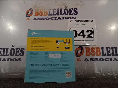 LOTE 042 - 01 ADAPTADOR WIRELESS TPLINK 300 MBPS. (NO ESTADO) ATENÇÃO! FAZER A VISITAÇÃO ANTES DE ARREMATAR, NÃO SABEMOS SE FUNCIONA. LEILÃO NÃO TEM GARANTIA E NEM DEVOLUÇÃO, SUJEITO A POSSÍVEIS AVARIAS VISÍVEIS/OCULTAS E/OU AUSÊNCIA DE COMPONENTES.