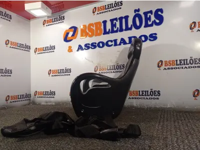 LOTE 054 - 01 CADEIRINHA INFANTIL PARA SCOOTER ELÉTRICA OU MOTO MARCA GIVI. (NO ESTADO) ATENÇÃO! FAZER A VISITAÇÃO ANTES DE ARREMATAR, NÃO SABEMOS SE FUNCIONA. LEILÃO NÃO TEM GARANTIA E NEM DEVOLUÇÃO, SUJEITO A POSSÍVEIS AVARIAS VISÍVEIS/OCULTAS E/OU AUSÊNCIA DE COMPONENTES.
