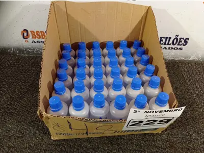 LOTE 229 - 36 BISNAGAS DE ÁLCOOL EM GEL 70% 100ML. (NO ESTADO) ATENÇÃO! FAZER A VISITAÇÃO ANTES DE ARREMATAR, NÃO SABEMOS SE FUNCIONA. LEILÃO NÃO TEM GARANTIA E NEM DEVOLUÇÃO, SUJEITO A POSSÍVEIS AVARIAS VISÍVEIS/OCULTAS E/OU AUSÊNCIA DE COMPONENTES.