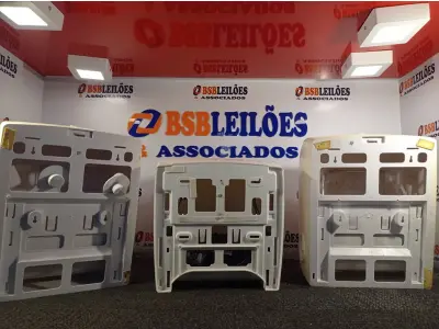 LOTE 192 - 03 DISPENSES PARA PAPEL TOALHA. (NO ESTADO) ATENÇÃO! FAZER A VISITAÇÃO ANTES DE ARREMATAR, NÃO SABEMOS SE FUNCIONA. LEILÃO NÃO TEM GARANTIA E NEM DEVOLUÇÃO, SUJEITO A POSSÍVEIS AVARIAS VISÍVEIS/OCULTAS E/OU AUSÊNCIA DE COMPONENTES.