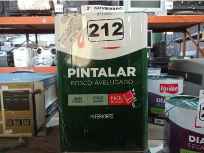 LOTE 212 - 01 LATA DE TINTA IQUINE PINTALAR FOSCO AVELUDADO INTERIORES VERDE PISCINA 18L. (NO ESTADO) ATENÇÃO! FAZER A VISITAÇÃO ANTES DE ARREMATAR, NÃO SABEMOS SE FUNCIONA. LEILÃO NÃO TEM GARANTIA E NEM DEVOLUÇÃO, SUJEITO A POSSÍVEIS AVARIAS VISÍVEIS/OCULTAS E/OU AUSÊNCIA DE COMPONENTES.