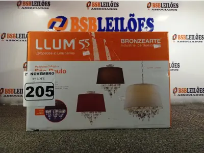 LOTE 205 - 01 PENDENTE SÃO PAULO 3XE27 VINHO. (NO ESTADO) ATENÇÃO! FAZER A VISITAÇÃO ANTES DE ARREMATAR, NÃO SABEMOS SE FUNCIONA. LEILÃO NÃO TEM GARANTIA E NEM DEVOLUÇÃO, SUJEITO A POSSÍVEIS AVARIAS VISÍVEIS/OCULTAS E/OU AUSÊNCIA DE COMPONENTES.